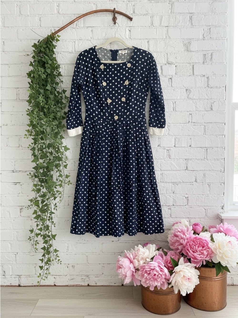 Vintage 50s polkadot dress